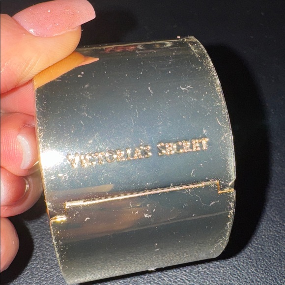 Victoria's Secret Gold Cuff bracelet - Picture 3 of 4